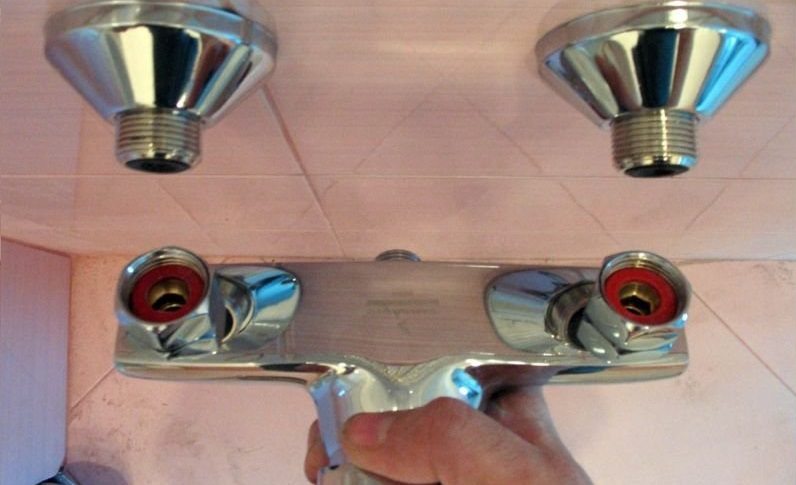 Robinet de machine à laver : aperçu de la conception + instructions d'installation