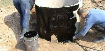 Fosse septique constituée d'anneaux en béton: dispositif, principes de fonctionnement, avantages, ensemble de tailles et technologie d'installation