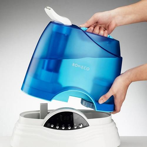 Est-il possible d'ajouter du sel à un humidificateur d'air: les subtilités de la préparation de l'eau et les interdictions existantes