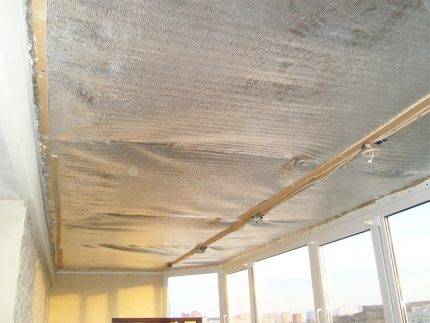 Ventilation dans un plafond tendu : à quoi ça sert + subtilités d'agencement