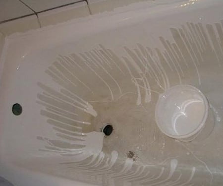 Comment choisir l'émail pour la restauration du bain: un aperçu comparatif des produits populaires