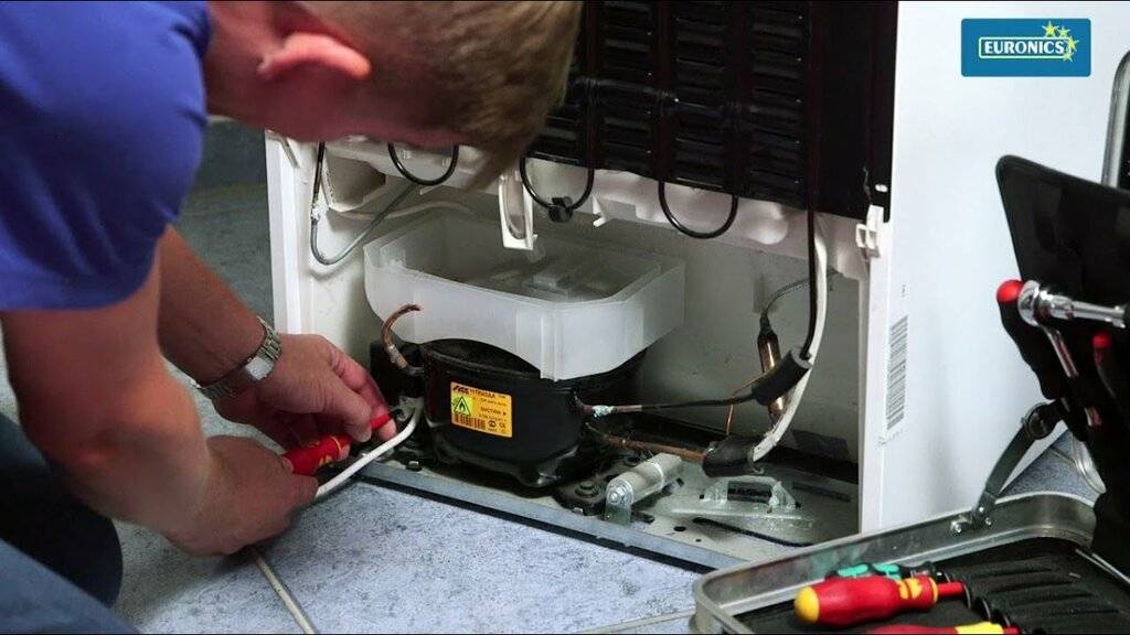 Le congélateur gèle mal, ne s'allume pas: comment dépanner