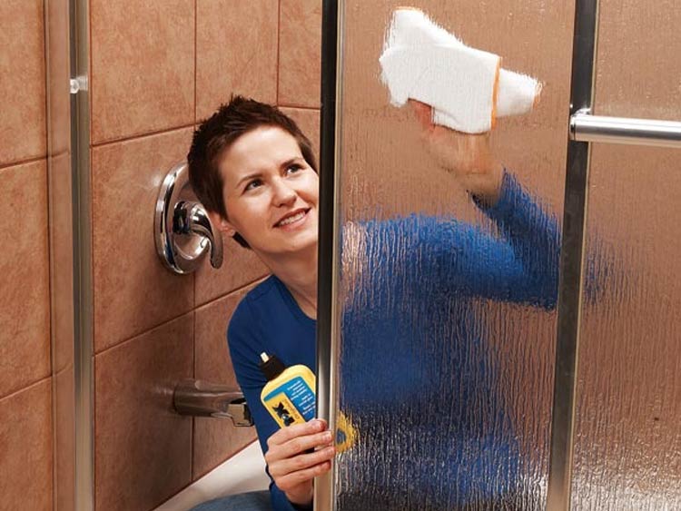Comment et comment laver la douche : une revue détaillée des meilleurs détergents