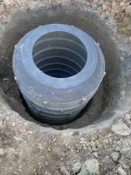 Imperméabilisation d'une fosse septique à partir d'anneaux en béton: méthodes et aperçu des matériaux