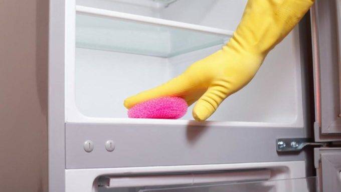 6 façons de passer moins de temps à dégivrer votre réfrigérateur