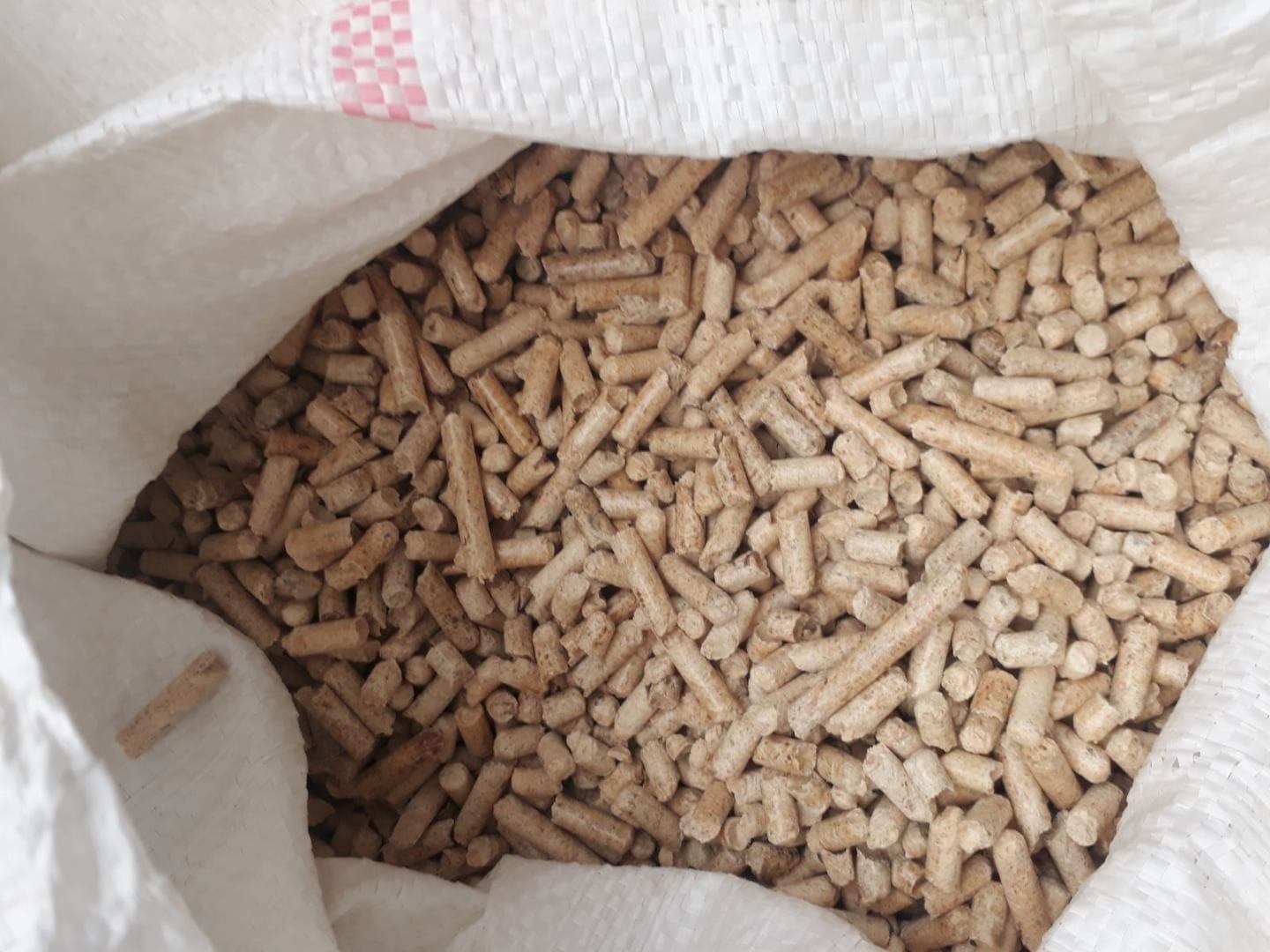 Granulés de combustible en granulés - que sont et comment utiliser