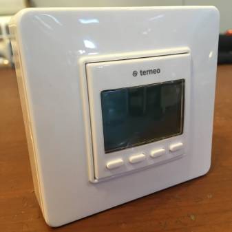 Connecter et choisir un thermostat pour un chauffage IR