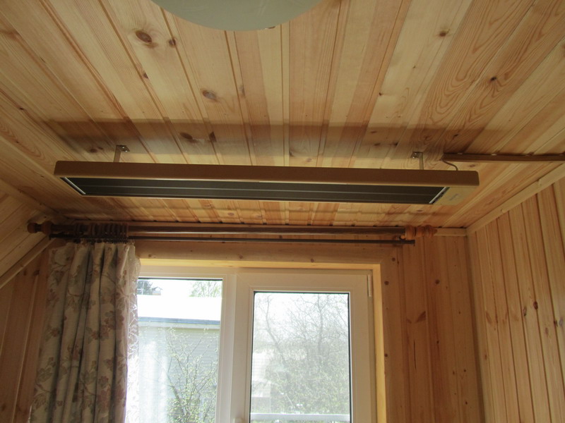 Radiateurs infrarouges avec thermostat pour chalets d'été - comment choisir