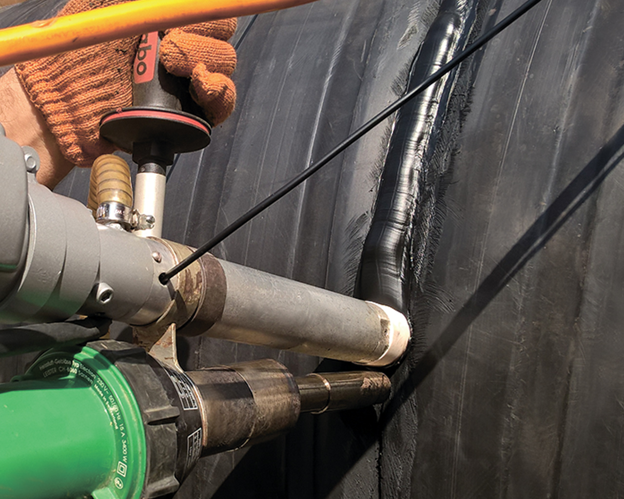 Soudage de tuyaux en PEHD à faire soi-même : électrofusion, soudage par emboîture et bout à bout, procédure de travail et contrôle de la qualité