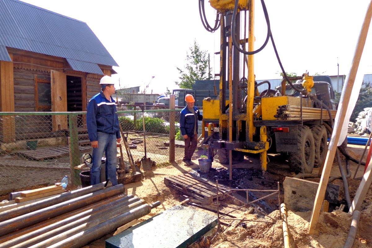 Où et quand est-il préférable de forer un puits - choisir le bon endroit et la bonne période de l'année