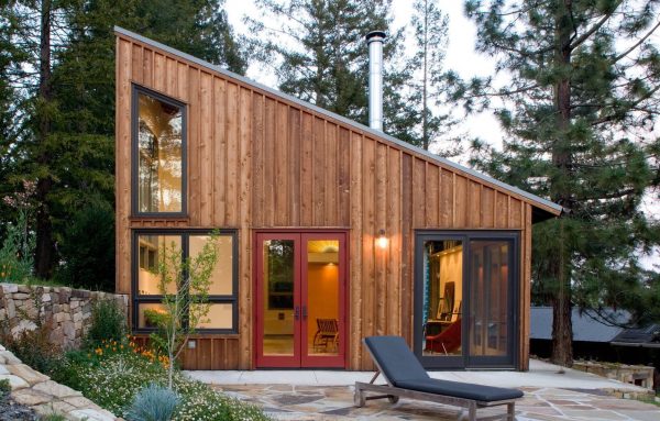 Instruction étape par étape de bricolage de toit de hangar sur l'arrangement + caractéristiques d'un toit de hangar