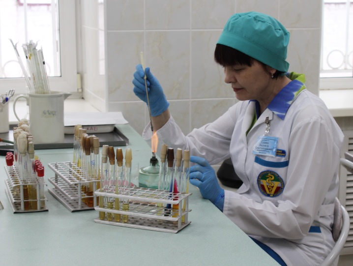 Analyse et purification de l'eau d'un puits: comment bien prélever des échantillons et purifier l'eau des impuretés