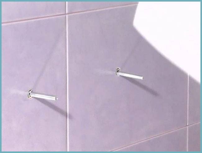 Comment fixer l'évier à la table de chevet dans la salle de bain - installer un lavabo