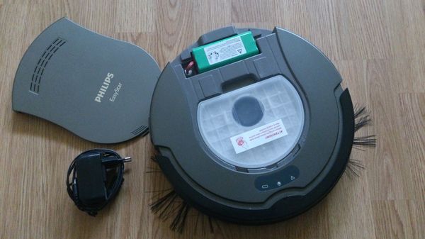 Présentation du robot aspirateur Philips SmartPro Easy FC8794 : vous pouvez oublier le balai et la vadrouille !