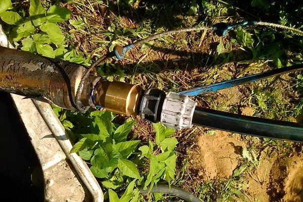 Quels tuyaux pour un puits sur une colline sont préférables d'utiliser