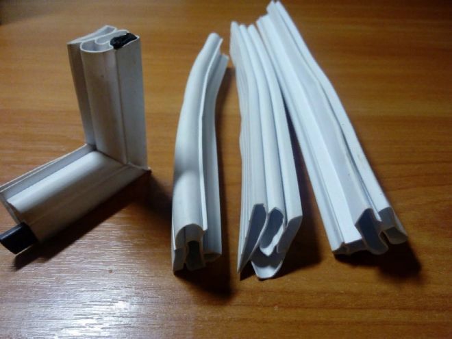 Restauration de la gomme à sceller dans le réfrigérateur sans remplacement à faire soi-même