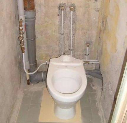 Nous fabriquons une boîte pour les tuyaux dans la salle de bain: instructions d'installation étape par étape