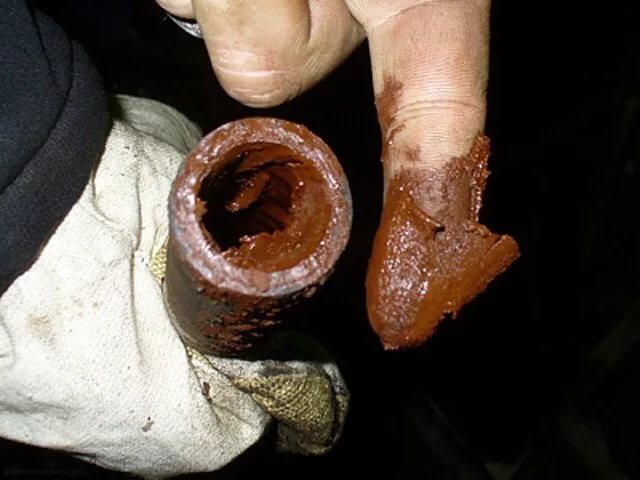 Fuite d'un radiateur de chauffage en aluminium : comment y remédier soi-même