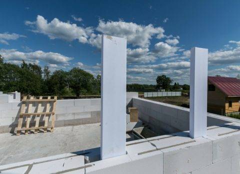 Schémas et règles typiques pour la rédaction d'un système de ventilation dans une maison privée