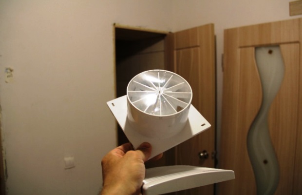 Comment fabriquer soi-même un clapet anti-retour pour la ventilation: instruction sur la construction d'un produit fait maison