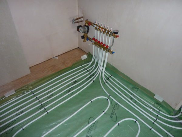 Comment fonctionne un système de chauffage radiant : schémas et options de câblage