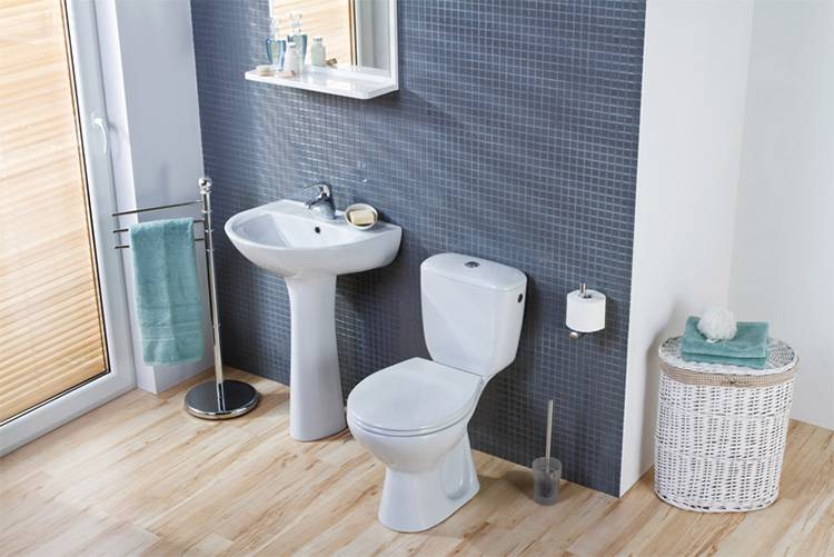 Comment installer une toilette à sortie horizontale ?