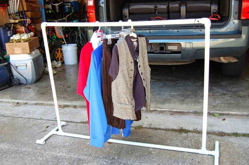 Support de tuyau en PVC: instructions étape par étape pour fabriquer vos propres mains