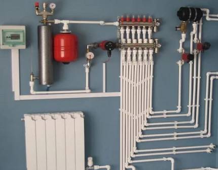 Chaudière à induction: tout sur le principe de fonctionnement + 2 options d'appareils à faire soi-même