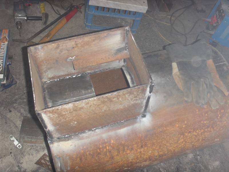 Nous fabriquons un chauffage au gaz de nos propres mains pour le garage