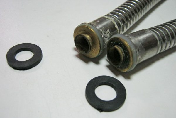 Comment réparer un tuyau de douche de vos propres mains