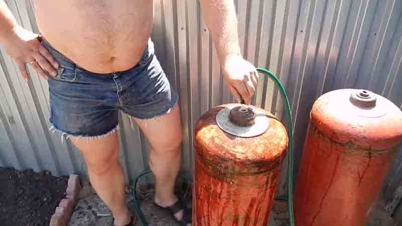 Brasier à faire soi-même à partir d'une bouteille de gaz: instructions et caractéristiques