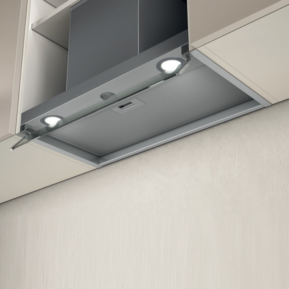 Auto-assemblage de hotte inclinée