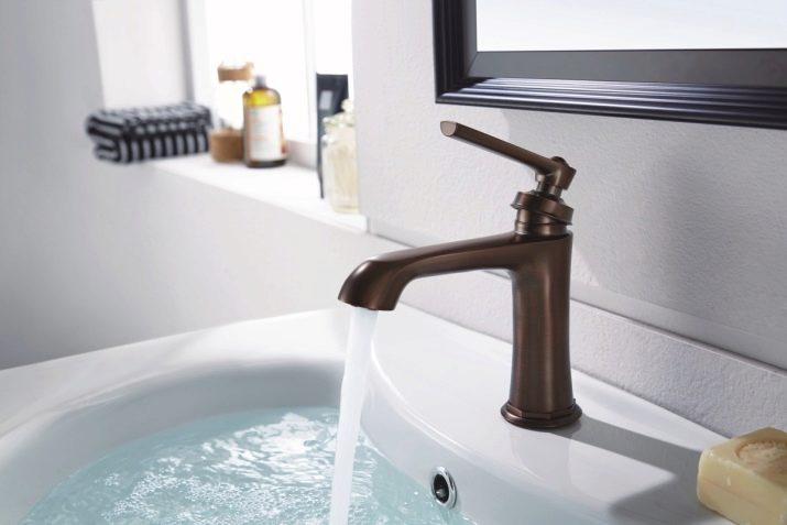 Robinets de lavabo : appareil, types, choix + modèles populaires