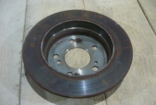 Comment construire un poêle à ventre avec de l'huile usée: instructions sur photos et dessins