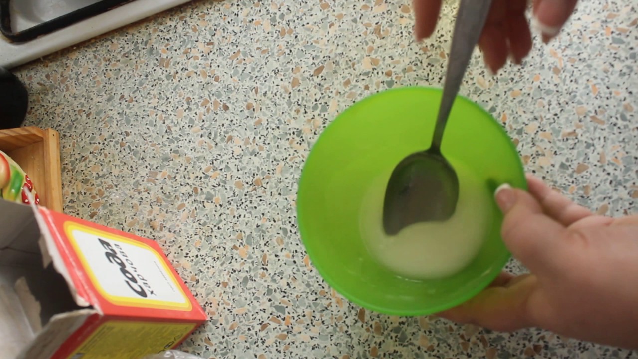 Comment enlever l'adhésif de l'autocollant du métal, comment essuyer les marques collantes et enlever les restes de l'étiquette de la surface métallique ?