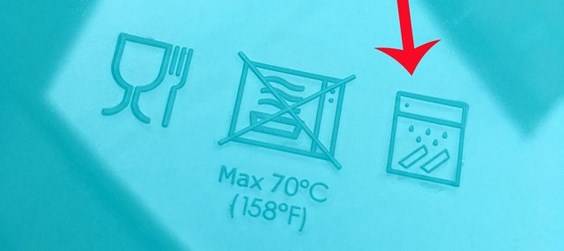 Qu'est-ce qui peut et ne peut pas être lavé au lave-vaisselle: caractéristiques du lavage de la vaisselle à partir de différents matériaux
