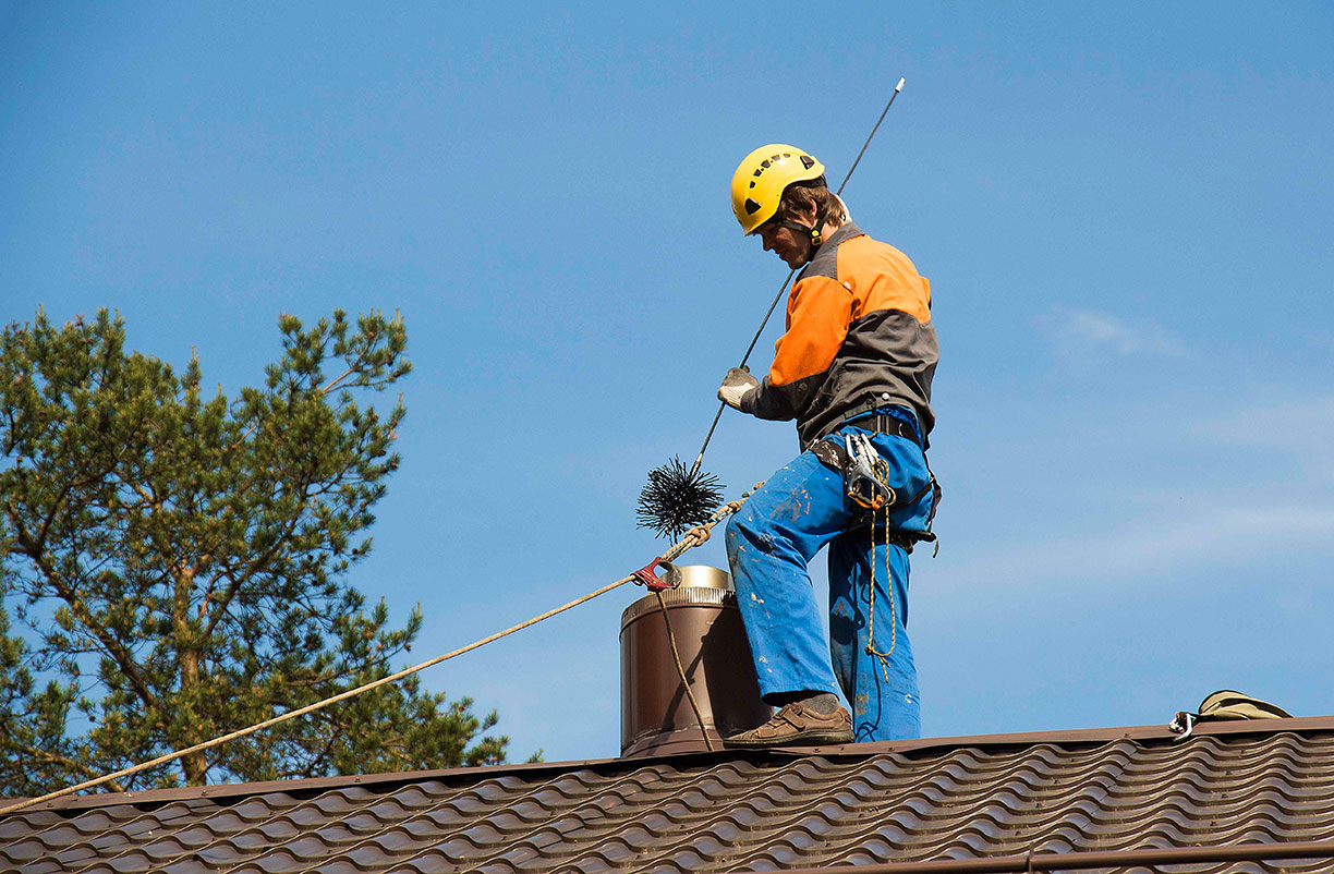 Comment nettoyer la cheminée de la suie avec des remèdes populaires