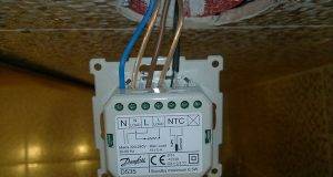 Thermostat dans une prise pour appareils de chauffage domestiques: types, appareil, conseils pour choisir