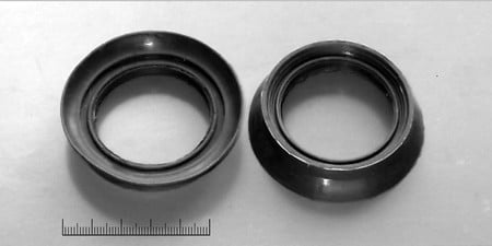 Installation et fixation du réservoir à la cuvette des toilettes : encastré, suspendu et pour la cuvette des toilettes-compact