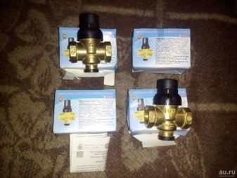 Relais de station de pompage : installation et réglage d'un capteur différentiel de pression d'eau