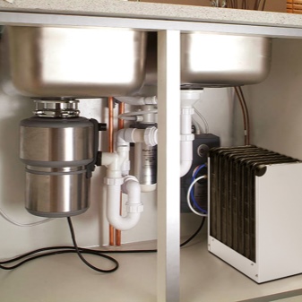 Broyeur d'évier : aperçu des modèles populaires + instructions de connexion