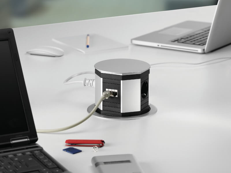 Comment les prises de comptoir rétractables sont disposées et comment les installer vous-même