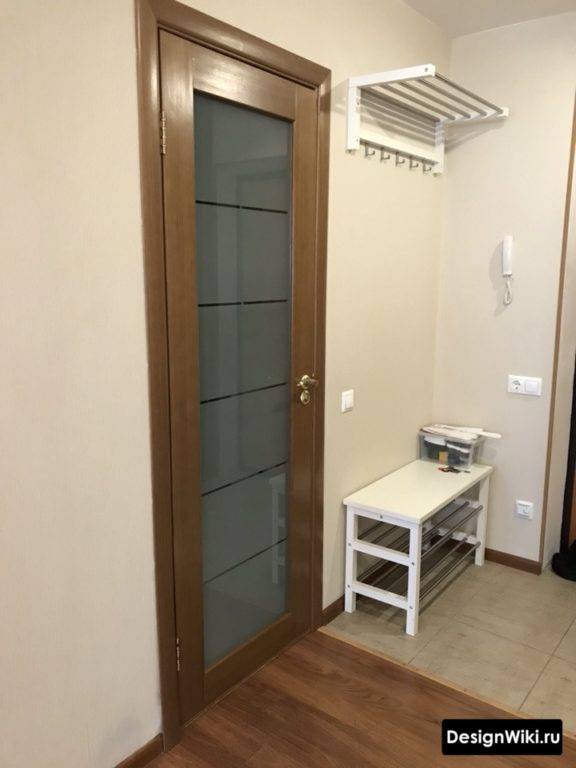 5 façons de sélectionner avec succès des meubles pour agrandir visuellement le couloir