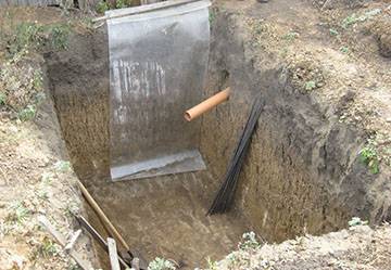 Vue d'ensemble de la fosse septique "Rostok": appareil, gamme de modèles, avantages et inconvénients