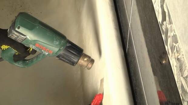 Restauration de baignoire à l'acrylique liquide : réparation de revêtement d'émail à faire soi-même