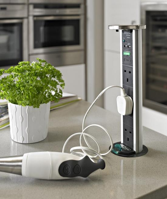 Comment les prises de comptoir rétractables sont disposées et comment les installer vous-même