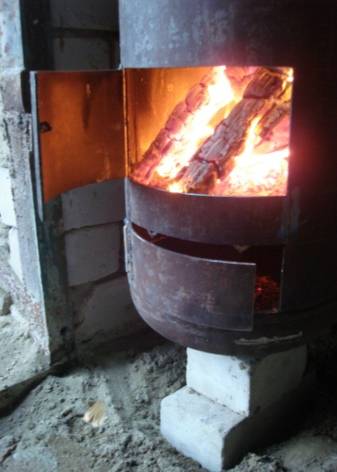 Poêle à ventre à faire soi-même à partir d'une bouteille de gaz: schémas, dessins + guide étape par étape