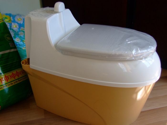 Comment choisir un placard sec pour une résidence d'été: conseils pour choisir et revoir les meilleurs modèles