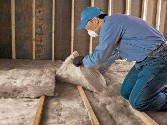 Comment bien isoler un toit mansardé