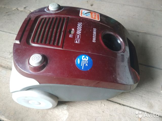 Aspirateurs Samsung avec bac à poussière : classement, revue des modèles, conseils avant achat